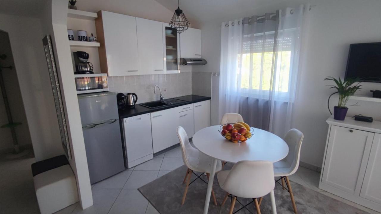 מדולין Apartman Lino מראה חיצוני תמונה